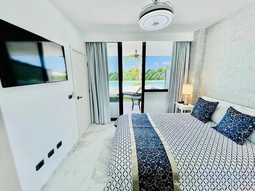 Beach, Golf, Casino & Infinity Pool Condo In Hard Rock, Punta Cana Area, Cana Rock Star 0*,