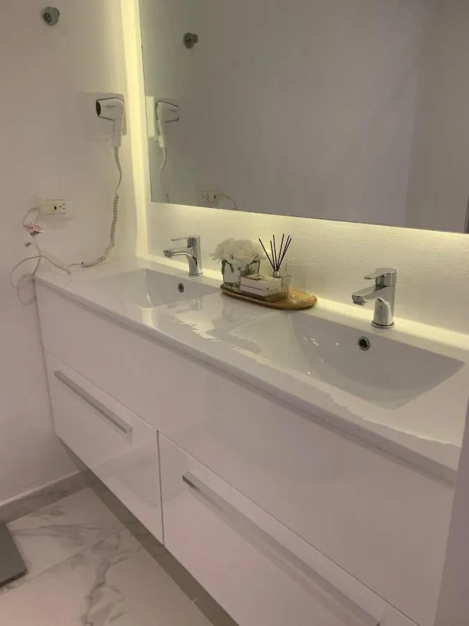 Beach, Golf, Casino & Infinity Pool Condo In Hard Rock, Punta Cana Area, Cana Rock Star 0*,  Δομινικανή Δημοκρατία